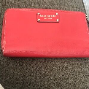 Kate Spade Red Wallet Sleek Design